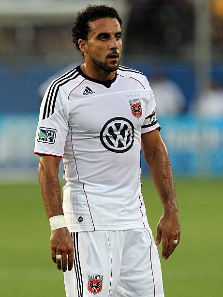 FRISCO, TX - JULY 16: Dwayne De Rosario #7 of the D.C. United at Pizza Hut Park on July 16, 2011 in Frisco, Texas.