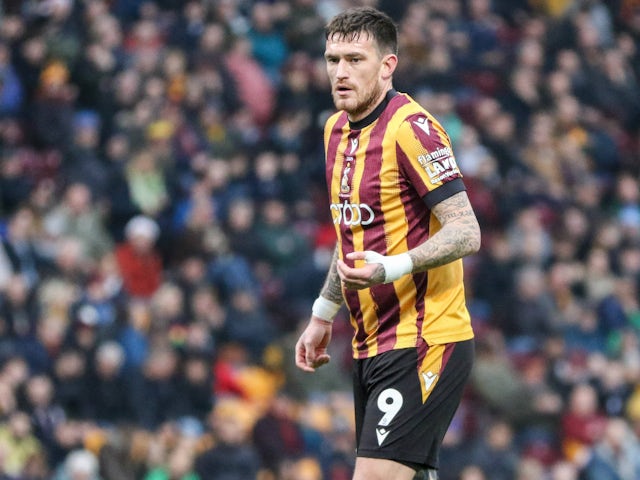 Andy Cook in action for Bradford City on December 26, 2024