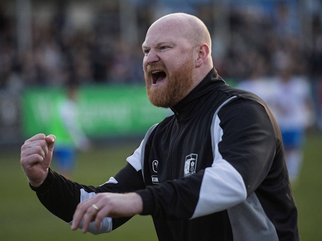 Barrow manager Andy Whing reacts on March 8, 2025