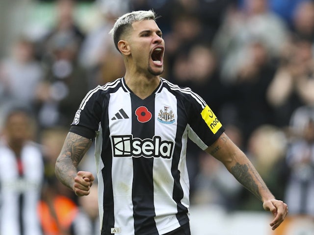 Newcastle United's Bruno Guimaraes celebrates on November 2, 2024