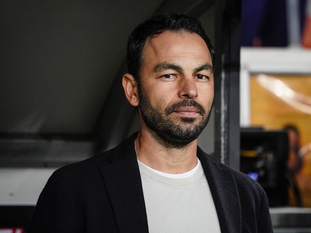 Coach Selcuk Inan of Gaziantep during the Turkish Super League match between Gaziantep and Goztepe at Buyuksehir Stadium in Gaziantep , Turkey on November 01 , 2024.