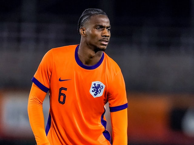 Ezechiel Banzuzi playing for Netherlands Under-21s on November 18, 2024