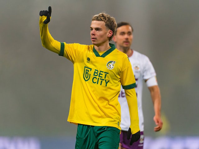 Edouard Michut of Fortuna Sittard on January 16, 2025