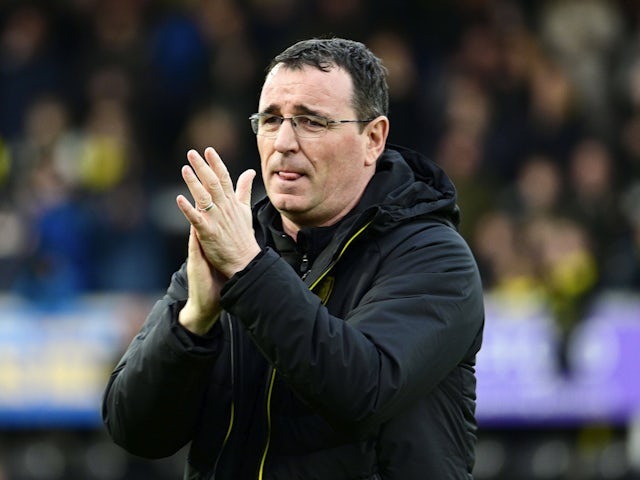 Gary Bowyer Manager of Burton Albion before his side's match against Exeter City on 21 Dec, 2024