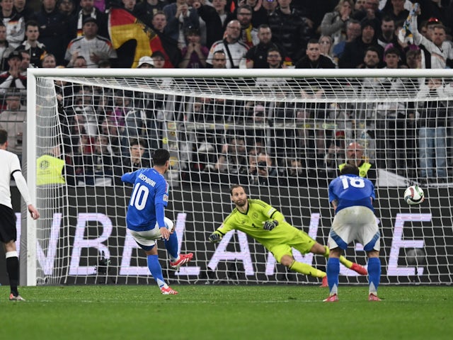 Giacomo Raspadori scores for Italy to make it 3-3 on March 23, 2025