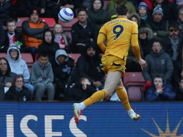 Jorgen Strand Larsen of Wolverhampton Wanderers scoring against Southampton on March 15, 2025