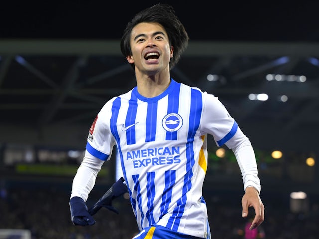 Brighton & Hove Albion's Kaoru Mitoma celebrates on February 8, 2025