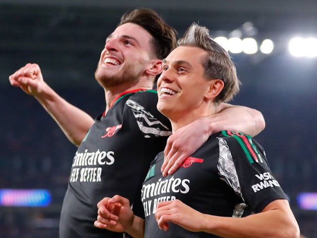 Arsenal's Leandro Trossard and Declan Rice celebrate on March 4, 2025