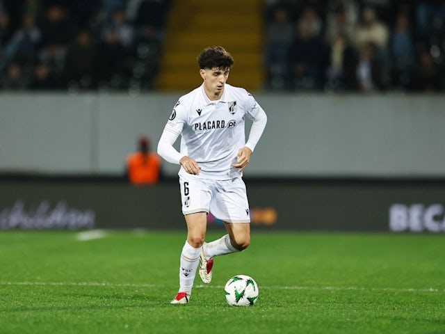 Manu Silva of Vitoria de Guimaraes during his side's match against Fiorentina, on December 19, 2024