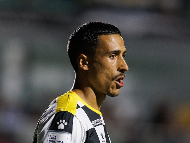 September 16, 2024, Amadora, Portugal: Rodrigo Abascal (Boavista FC) seen during the Liga Portugal game between teams of CF Estrela Amadora and Boavista FC at Estadio Jose Gomes. Final score; CF Estrela Amadora 2:2 Boavista FC Amadora Portugal