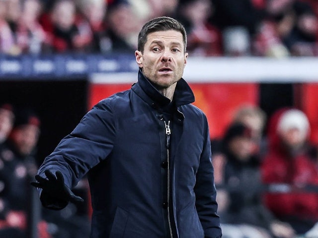 Bayer Leverkusen boss Xabi Alonso during his side's match against Bayern Munich, on February 15, 2025