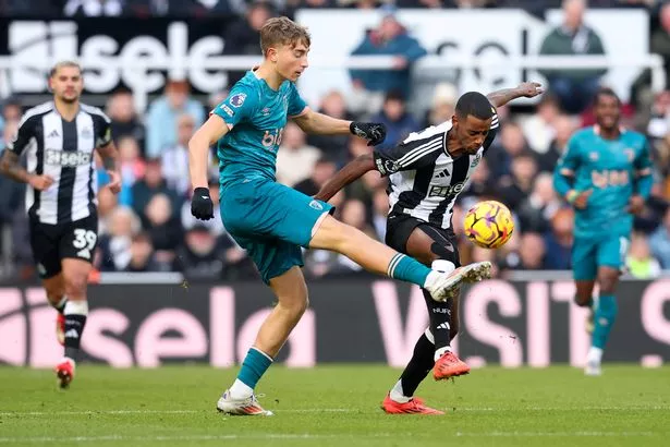 Bournemouth center-back Dean Huijsen and Newcastle United striker Alexander Isak.