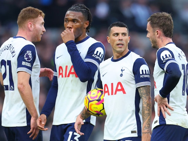 Tottenham Hotspur's Dejan Kulusevski, Destiny Udogie, Pedro Porro and James Maddison on December 1, 2024