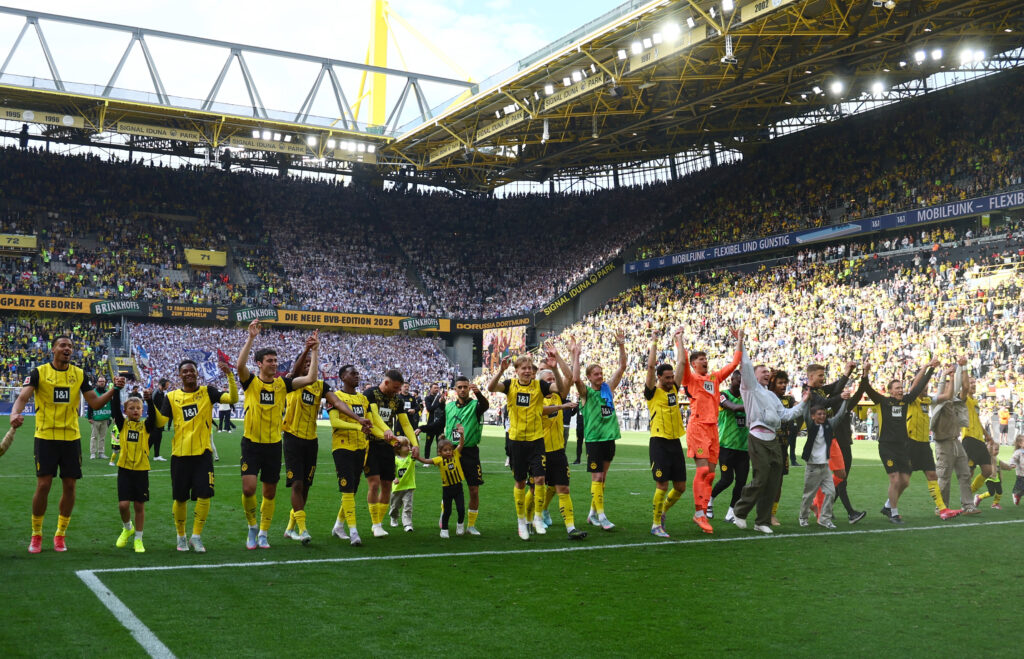 Borussia Dortmund v Holstein Kiel - Bundesliga