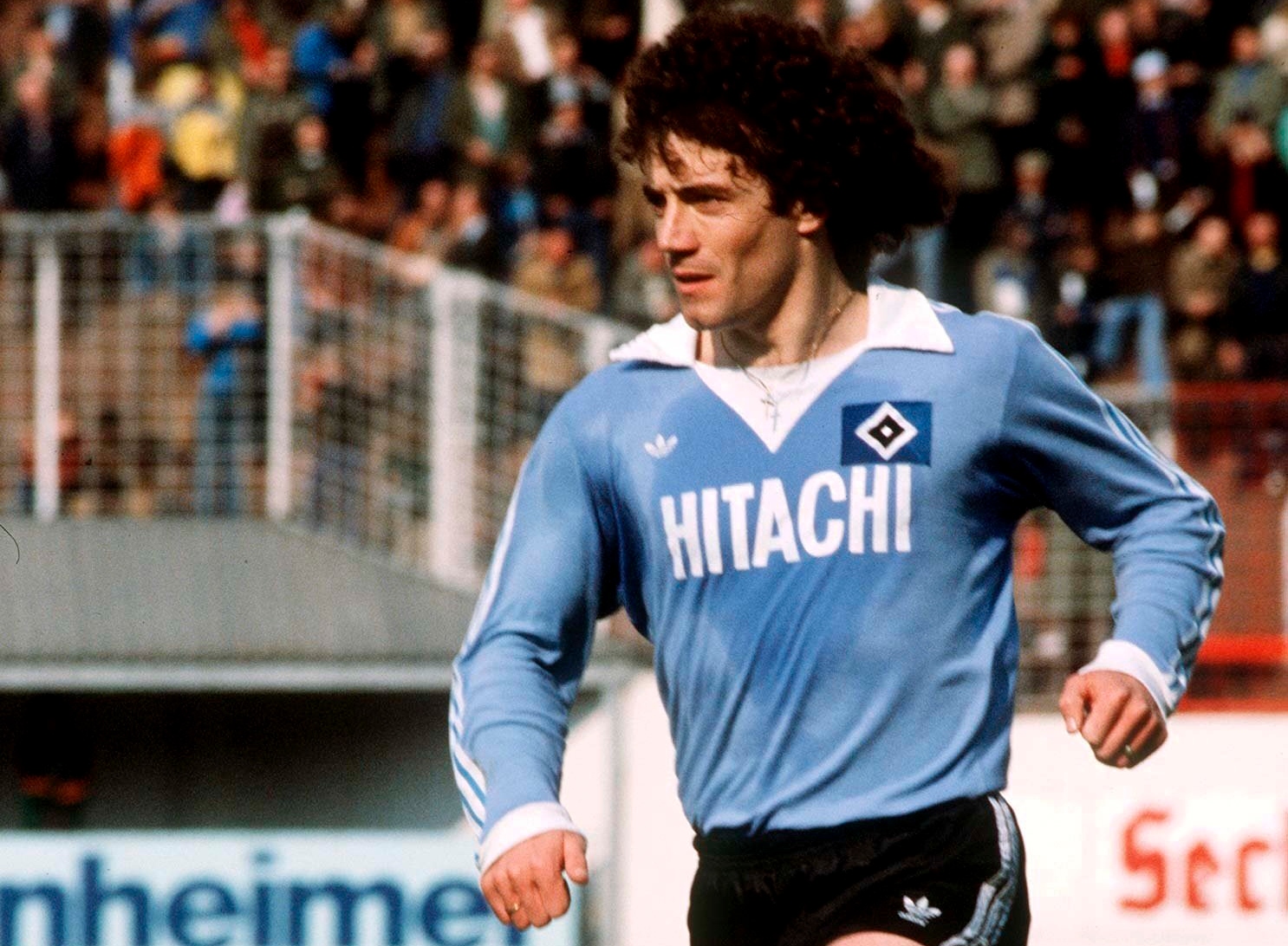 Kevin Keegan in action for Hamburg against Fortuna Dusseldorf in April 1979.