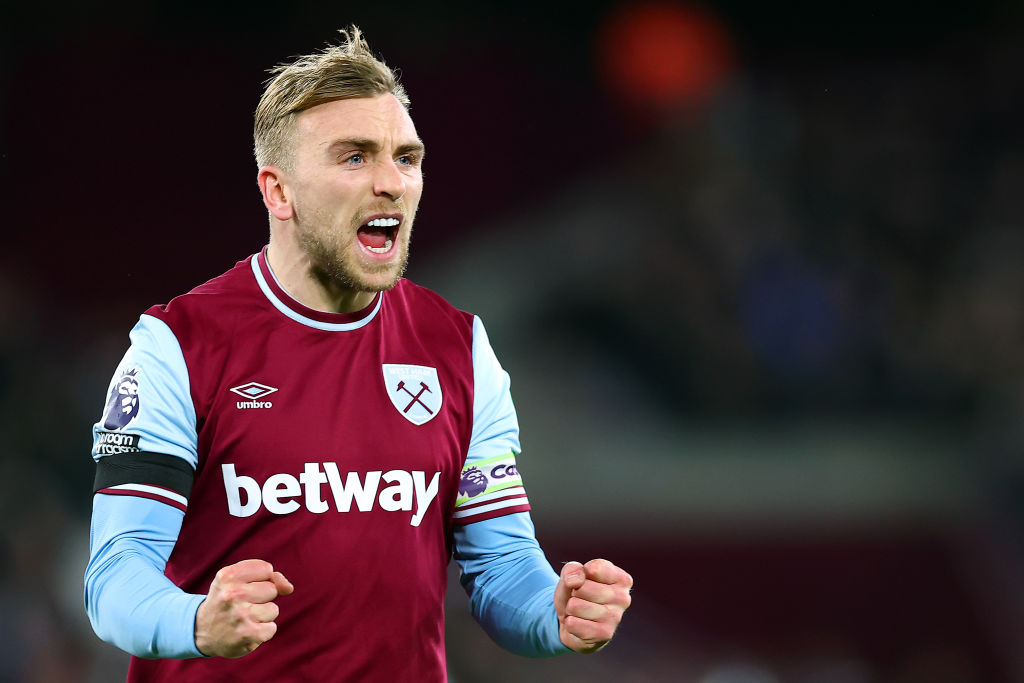 LONDON, ENGLAND - DECEMBER 21: Jarrod Bowen of West Ham United reacts during the Premier League match between West Ham United FC and Brighton & Hove Albion FC at London Stadium on December 21, 2024 in London, England. (Photo by Bryn Lennon/Getty Images)