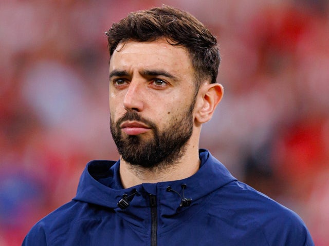 Manchester United's Bruno Fernandes on May 1, 2025