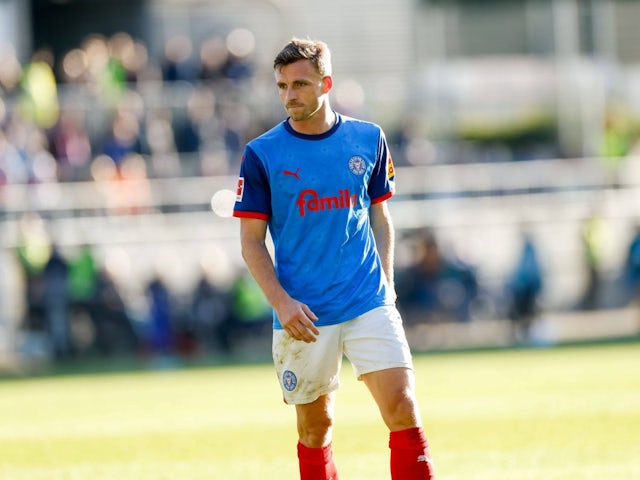 Carl Johansson of Holstein Kiel during his side's match against Eintracht Frankfurt, on September 29, 2024