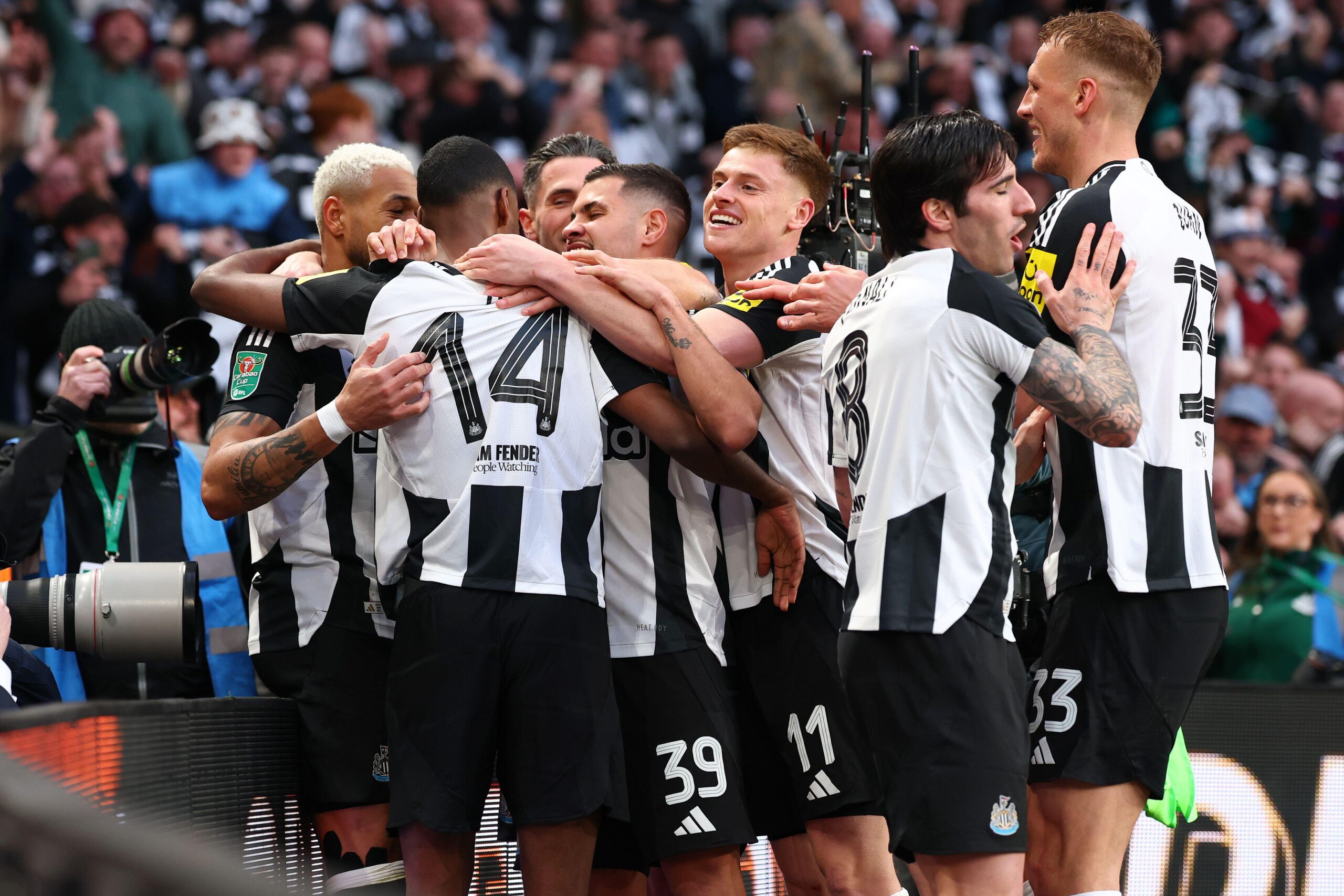 Newcastle United players celebrate after Alexander Isak scored their second goal in the Carabao Cup final against Liverpool at Wembley Stadium in London, UK on 16 March, 2025.