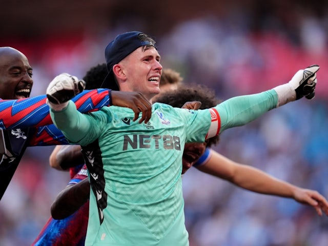 Crystal Palace's Dean Henderson celebrates on May 17, 2025