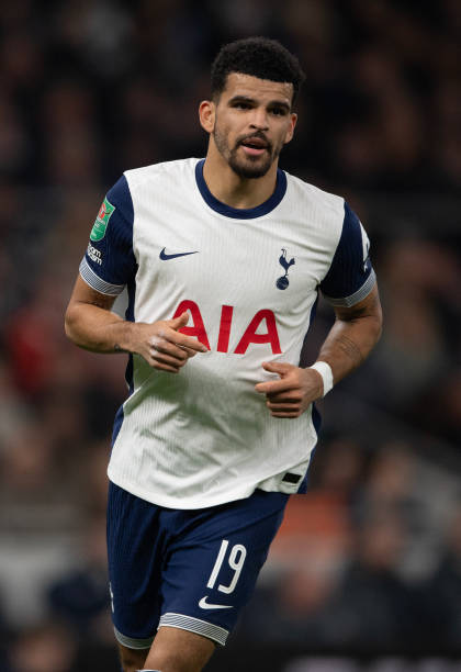 LONDON, ENGLAND - OCTOBER 30: Dominic Solanke of Tottenham Hotspur during the Carabao Cup Fourth Round match between Tottenham Hotspur and Manchester City at Tottenham Hotspur Stadium on October 30, 2024 in London, England.