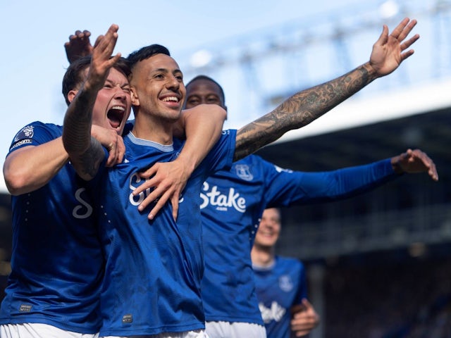 Dwight McNeil of Everton celebrates scoring against Ipswich Town, on May 3, 2025