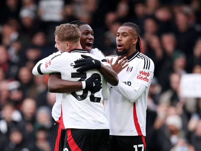 Fulham players celebrate with Emile Smith Rowe after his goal against Nottingham Forest, on February 15, 2025