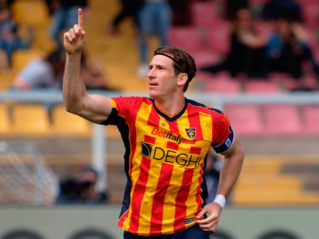 Lecce captain Federico Baschirotto on April 6, 2025