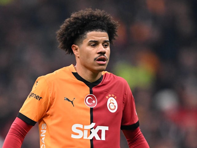 Galatasaray midfielder Gabriel Sara in February 2025.