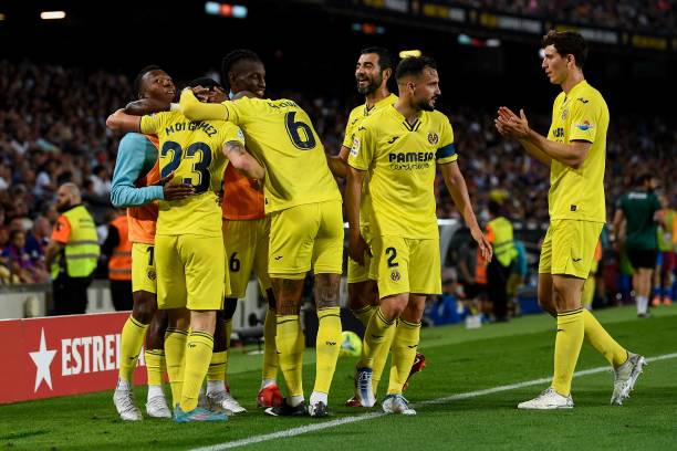 Villarreal FC football teams that play in yellow