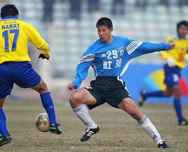 Dalian Shide football clubs that no longer exist DALIAN, CHINA: Chinese football sensation Dong Fangzhou (#29) takes on an opponent in this 08 March 2003 match in Dalian, northeast China. The 18-year-old striker from Dalian Shide has joined English Premiership giants Manchester United in a deal worth 3.5 million pounds, according to his club's general manager 13 January 2004, making Dong the most expensive Chinese player based overseas.