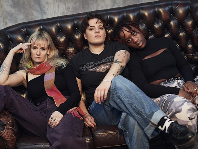 GIRLBAND! press shot