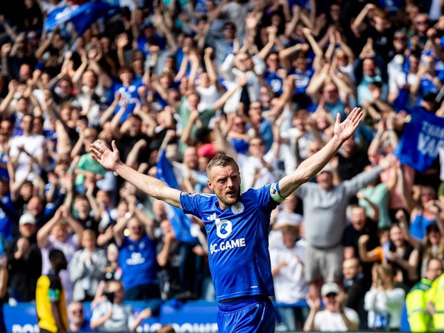 Jamie Vardy of Leicester City celebrates on May 18, 2025