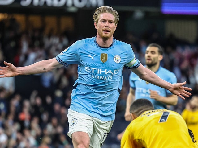 Manchester City's Kevin De Bruyne celebrates on May 2, 2025