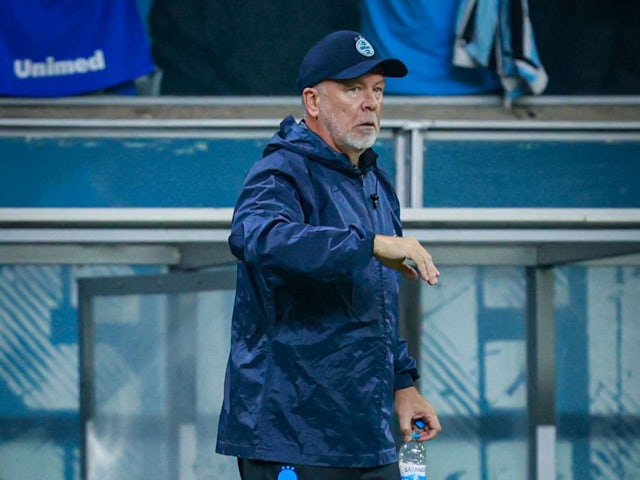 Mano Menezes, coach of Gremio, on May 21, 2025