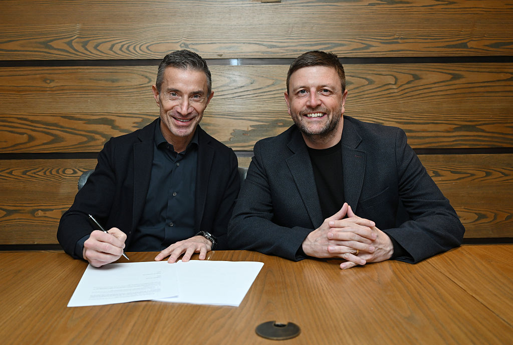  (R) Arsenal Managing Director Richard Garlick with (L) new Sporting Director Andrea Berta at Sobha Realty Training Centre on March 30, 2025 in London Colney, England.