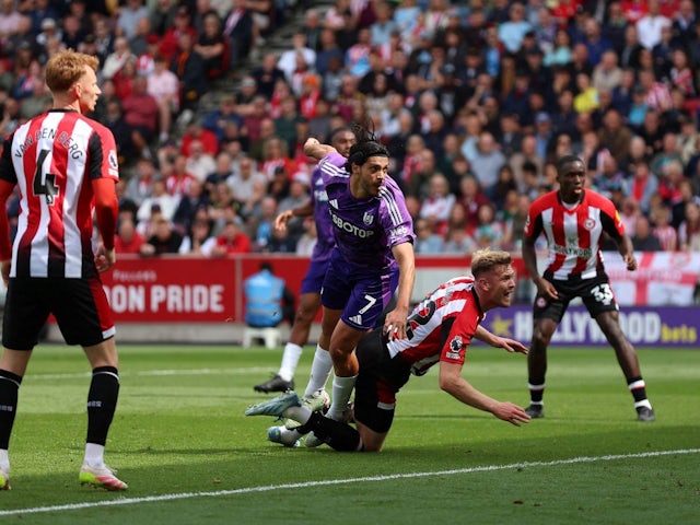 Raul Jimenez of Fulham heads the ball to score against Brentford in the Premier League, on May 18, 2025