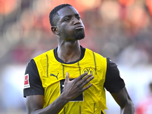 Borussia Dortmund's Serhou Guirassy celebrates on February 1, 2025
