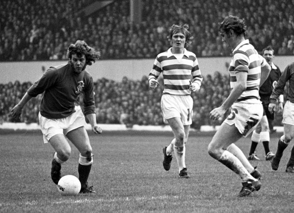 05/05/73 SCOTTISH CUP FINAL.CELTIC v RANGERS (2-3).HAMPDEN - GLASGOW.Alfie Conn (left) is kept in check by Celtic's Davie Hay (10) and George Connelly. (Photo by SNS Group via Getty Images)