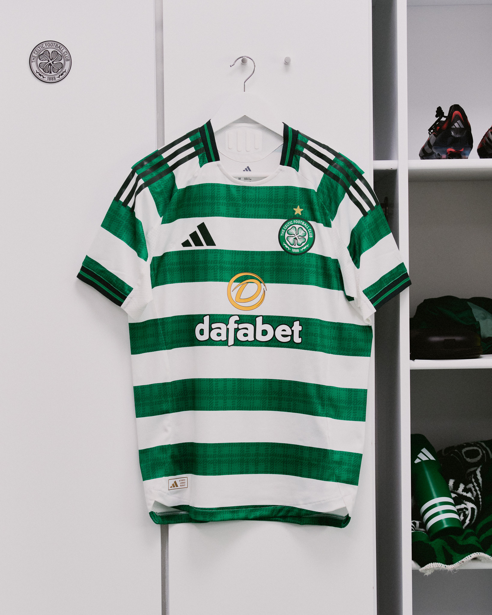 The 2025/26 Celtic FC home shirt